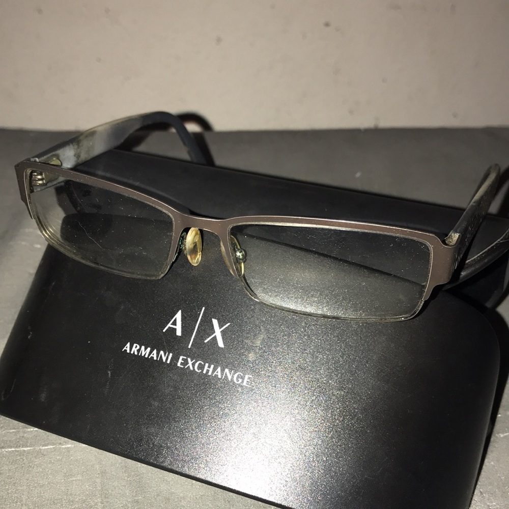 Eye glasses - Picture 2 of 4